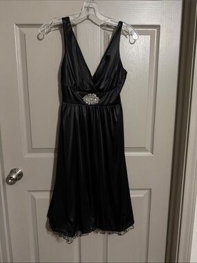 Ruby Rox Black V-Neck Midi Dress with Center Rhinestone Accent